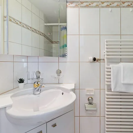 Appartement Promenade - Utoring-5 By Interhome